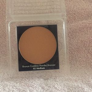 Bronze Goddess Powder